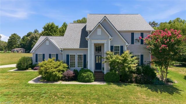 1167 Charleston Drive, Winston-salem, NC 27107