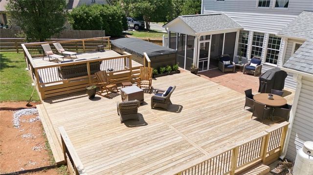 1167 Charleston Drive, Winston-salem, NC 27107