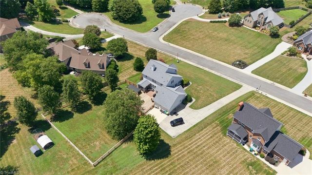 1167 Charleston Drive, Winston-salem, NC 27107