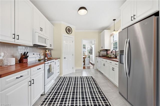 1167 Charleston Drive, Winston-salem, NC 27107