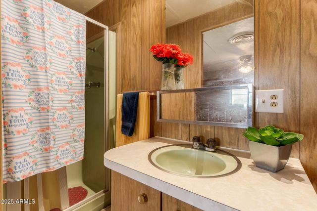 16225 N CAVE CREEK Road 1, Phoenix, AZ 85032