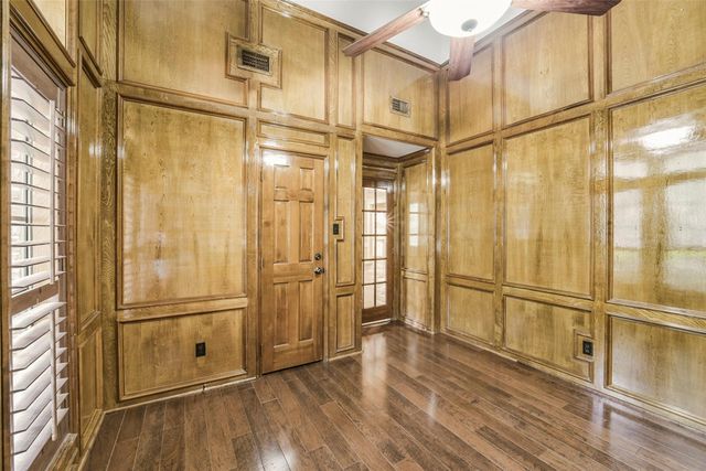 15 Crestone Place, The Woodlands, TX 77381