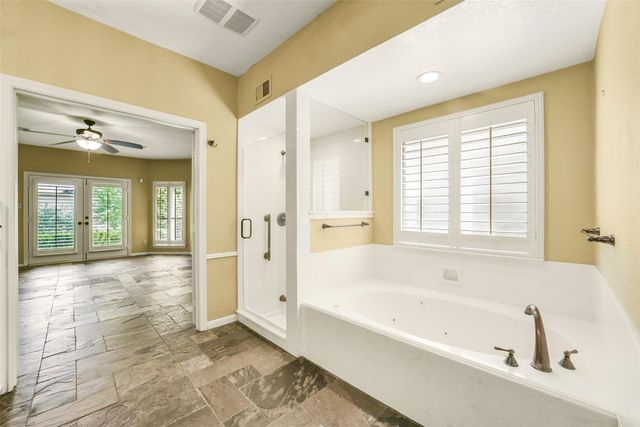 15 Crestone Place, The Woodlands, TX 77381