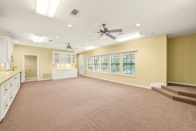 15 Crestone Place, The Woodlands, TX 77381