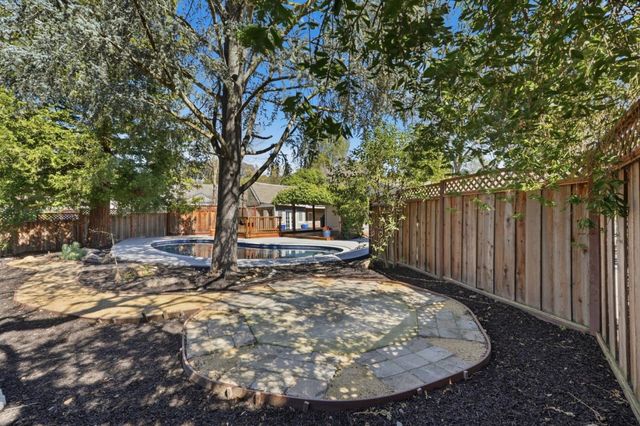 300 La Tierra Buena, Danville, CA 94526