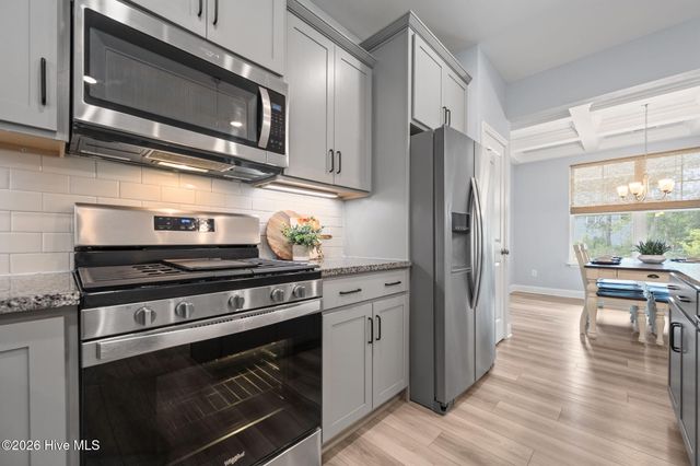 912 Terraces Lane, Hampstead, NC 28443