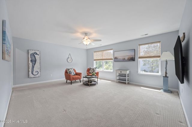 912 Terraces Lane, Hampstead, NC 28443
