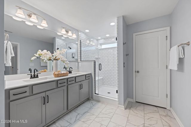 912 Terraces Lane, Hampstead, NC 28443