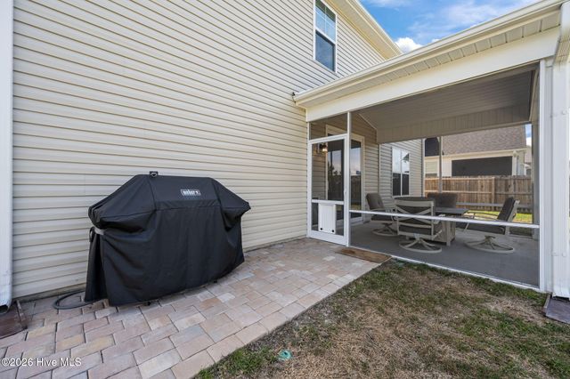 912 Terraces Lane, Hampstead, NC 28443