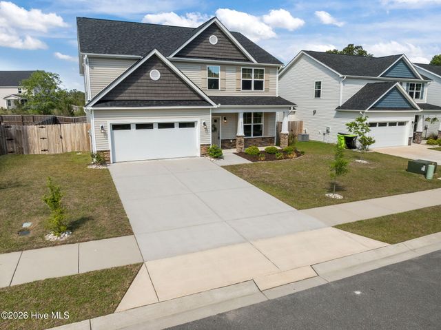 912 Terraces Lane, Hampstead, NC 28443