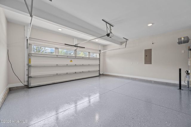912 Terraces Lane, Hampstead, NC 28443
