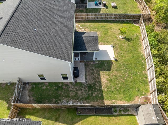 912 Terraces Lane, Hampstead, NC 28443