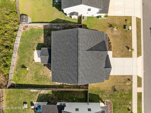 912 Terraces Lane, Hampstead, NC 28443