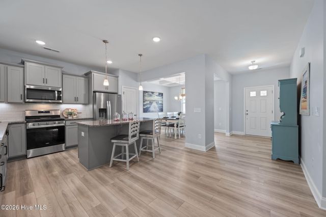 912 Terraces Lane, Hampstead, NC 28443