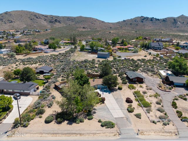 3329 S Edmonds Drive, Carson City, NV 89701