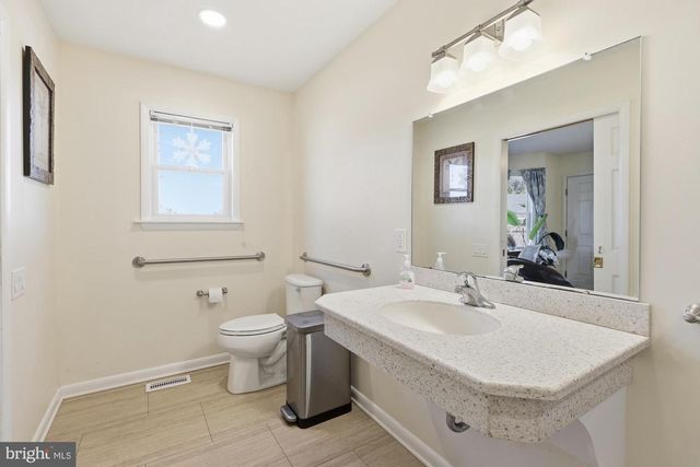 125 MEADOWVIEW AVE, Absecon, NJ 08201