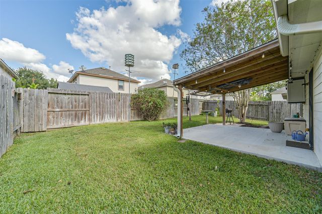 1609 Peach Dale Court, Conroe, TX 77301