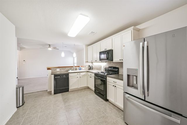 1609 Peach Dale Court, Conroe, TX 77301