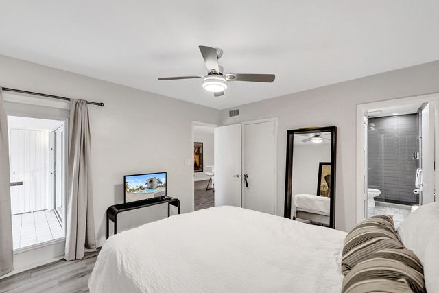 3040 NE 16th Avenue A405, Oakland Park, FL 33334