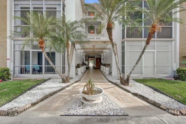 3040 NE 16th Avenue A405, Oakland Park, FL 33334