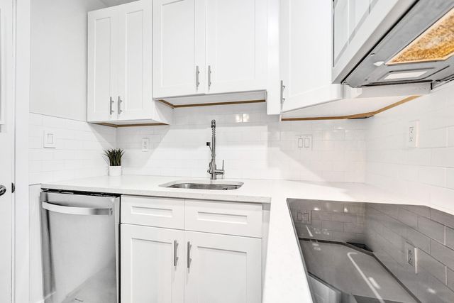 3040 NE 16th Avenue A405, Oakland Park, FL 33334