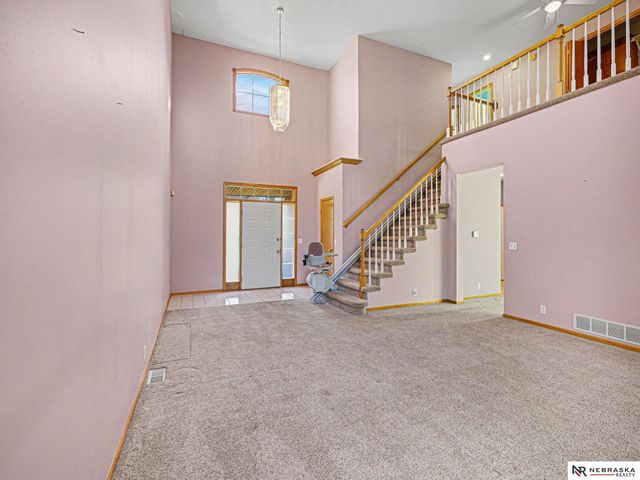4230 N Branch Drive, Omaha, NE 68116