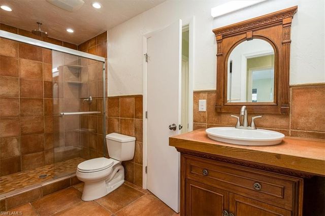 1025 Pine Isle LN 1025, Naples, FL 34112