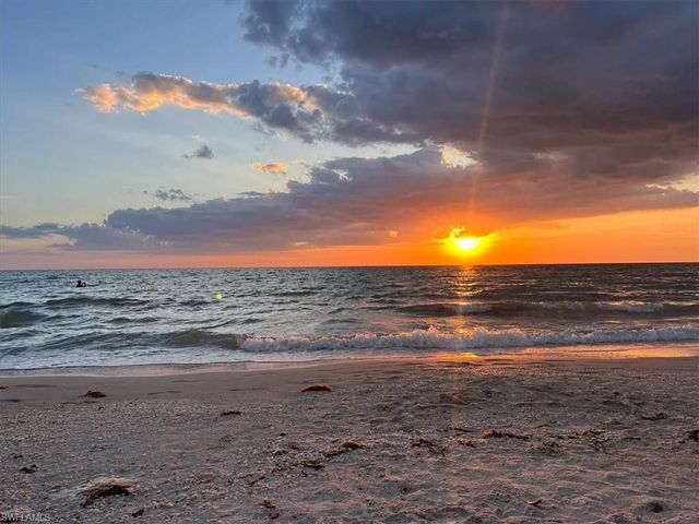 1025 Pine Isle LN 1025, Naples, FL 34112