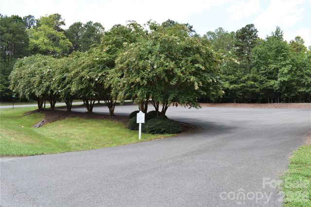 137 Heron Bay Drive 1B, Badin Lake, NC 28127