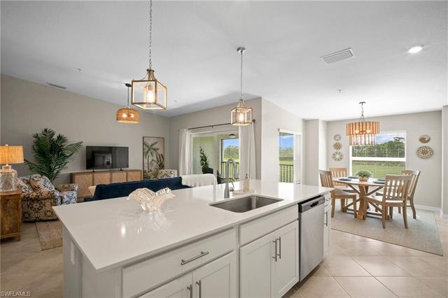 15195 Bluffton LN # 925, Babcock Ranch, FL 33982