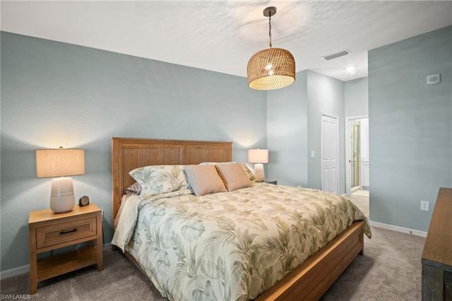 15195 Bluffton LN # 925, Babcock Ranch, FL 33982