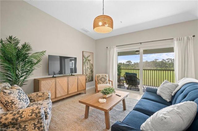 15195 Bluffton LN # 925, Babcock Ranch, FL 33982