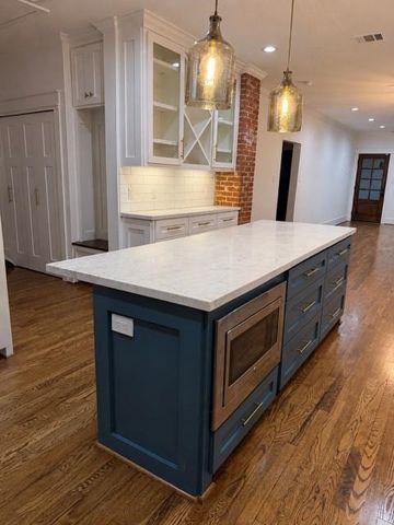 1011 W Melwood Street, Houston, TX 77009