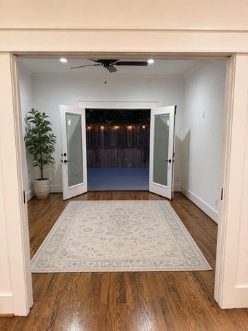 1011 W Melwood Street, Houston, TX 77009