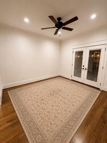 1011 W Melwood Street, Houston, TX 77009