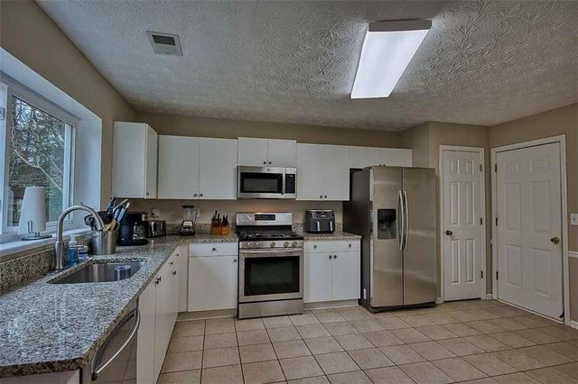 3855 Oak Park Drive, Suwanee, GA 30024