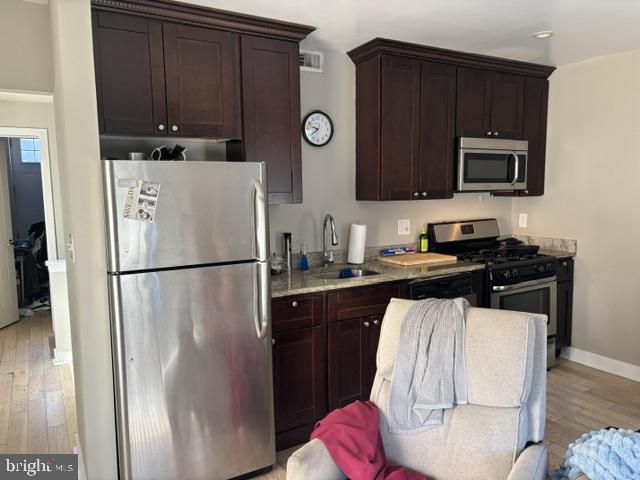 1800 TITAN ST, Philadelphia, PA 19146