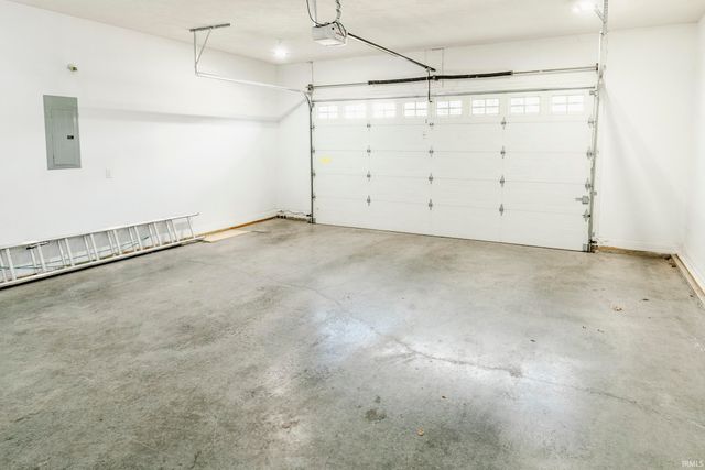 4442 S Carberry Court, Bloomington, IN 47401