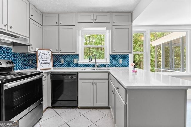 1428 Brookcliff Drive, Marietta, GA 30062