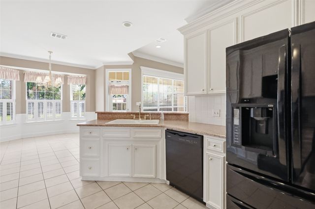 520 Weavers Way, Bossier City, LA 71111