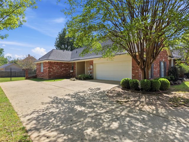 520 Weavers Way, Bossier City, LA 71111