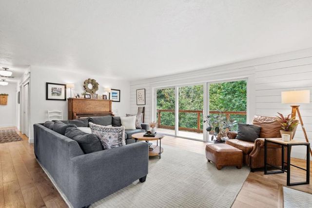 4000 Glen Haven Road, Soquel, CA 95073