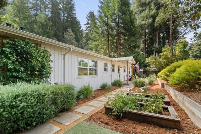4000 Glen Haven Road, Soquel, CA 95073