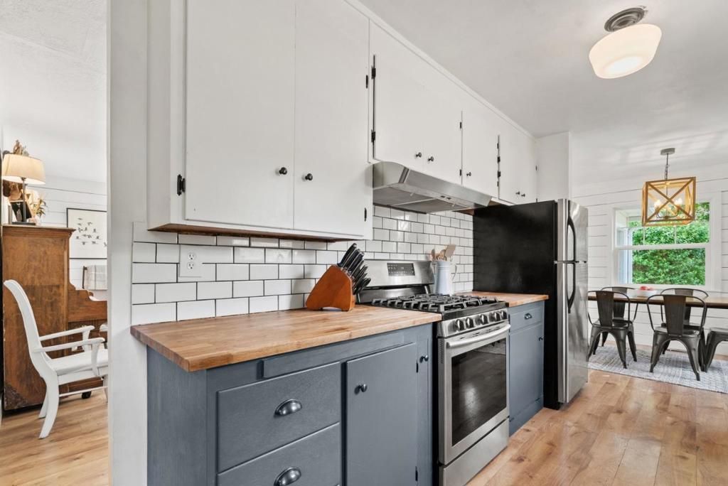 Image 18 of property listing at 4000 Glen Haven Road, Soquel, CA 95073