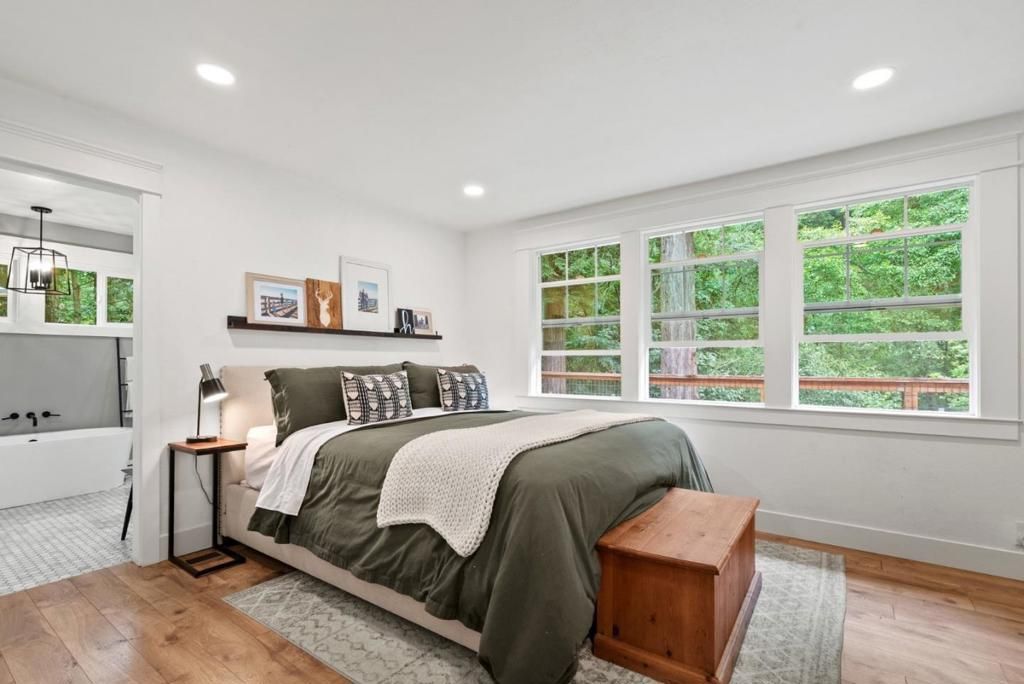 Image 23 of property listing at 4000 Glen Haven Road, Soquel, CA 95073