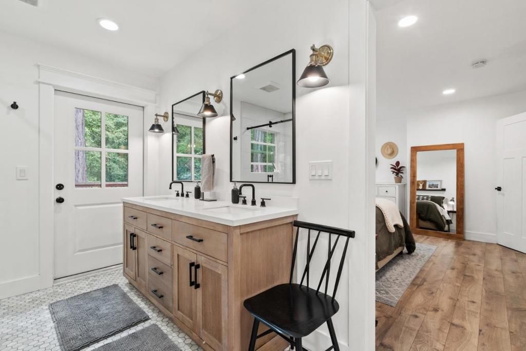 Image 29 of property listing at 4000 Glen Haven Road, Soquel, CA 95073