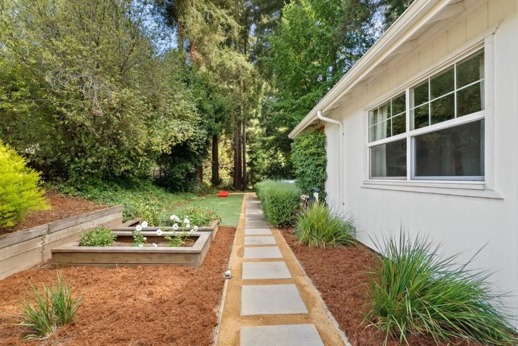 Image 42 of property listing at 4000 Glen Haven Road, Soquel, CA 95073