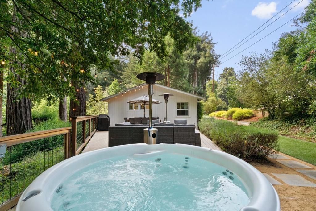 Image 44 of property listing at 4000 Glen Haven Road, Soquel, CA 95073
