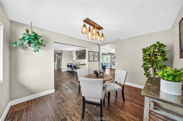 20705 Onaknoll, Lake Mathews, CA 92570