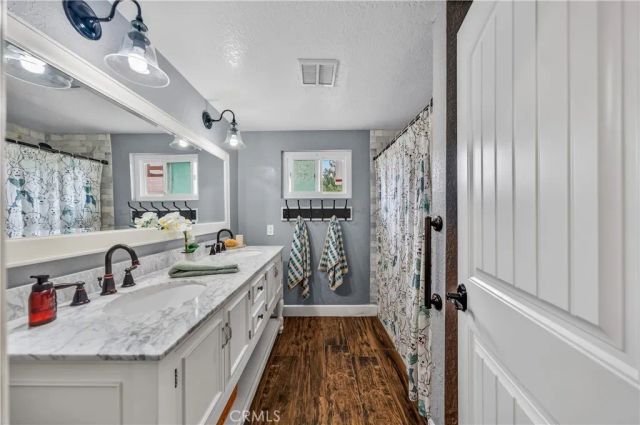 20705 Onaknoll, Lake Mathews, CA 92570